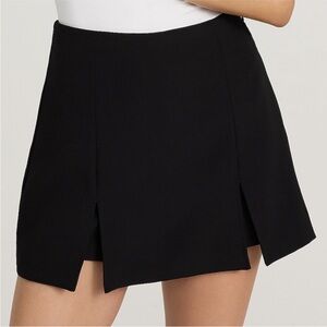 Express Black Skort